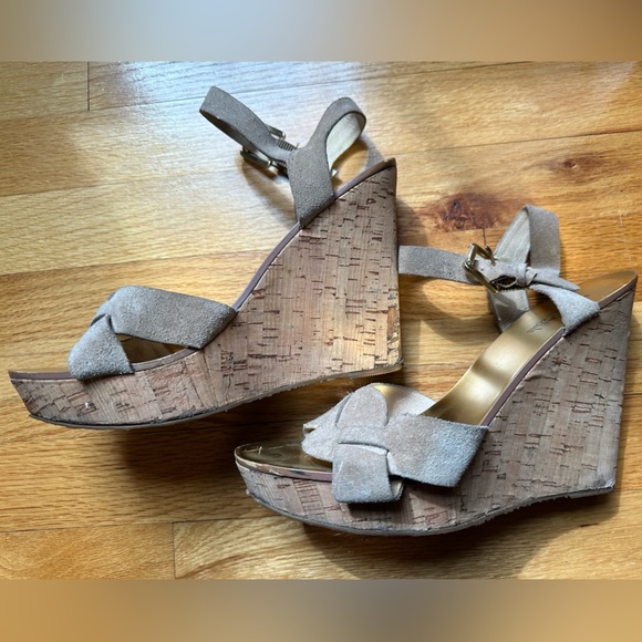 Michael Kors Amber Cork Wedge Sandals size 9 - Picture 1 of 7